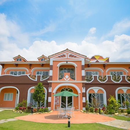 山閱聖堡羅莊園 Acomodação com café da manhã Yuchi Exterior foto